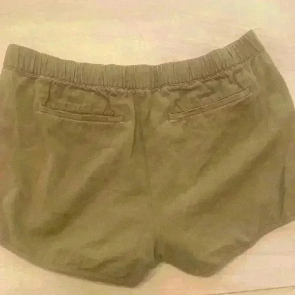 Madewell Pull On Shorts Sz Small Olive Green Exc Cond POCKETS!! - Picture 2 of 5